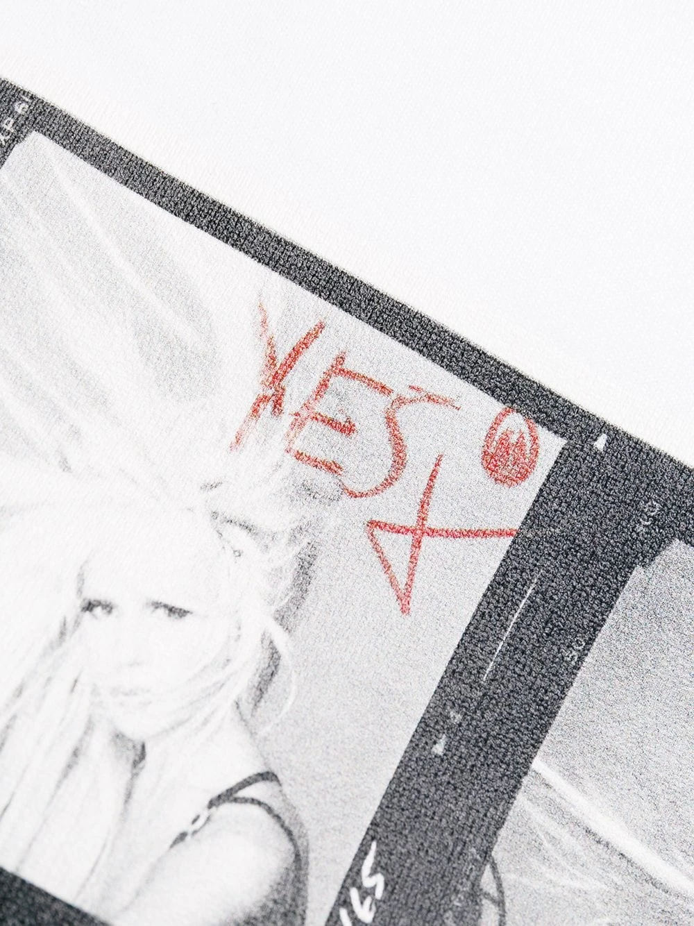 Versace Vendre-Réclame T shirt Avedon à imprimé photographique sweats femme 9 Versace t-shirt Avedon à imprimé photographique