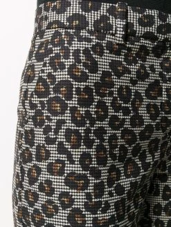 Versace pantalon droit à imprimé léopard