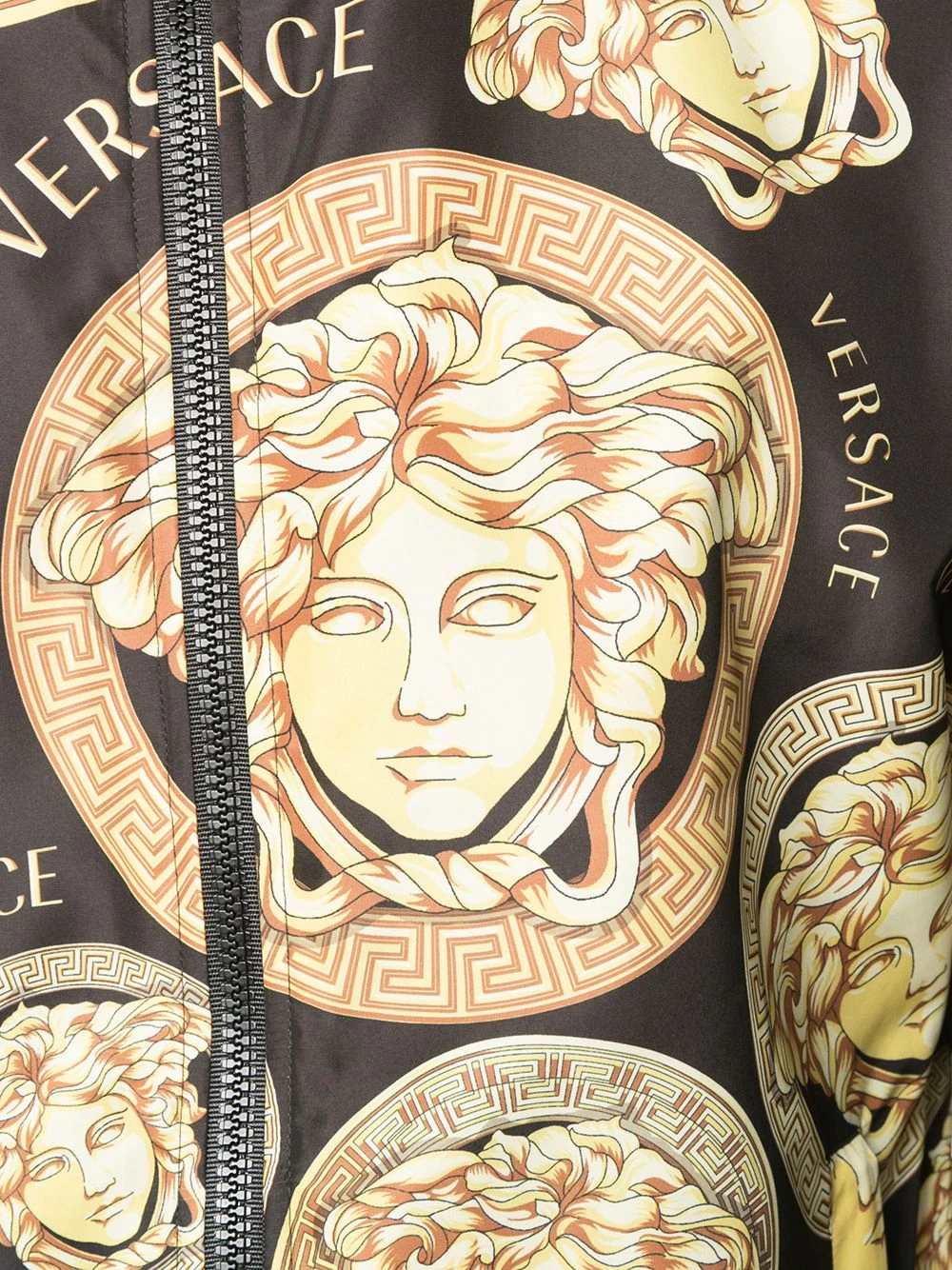 Versace Veste légère à imprimé Medusa Amplified Prix De Rêve vestes légères homme 7 Versace veste légère à imprimé Medusa Amplified