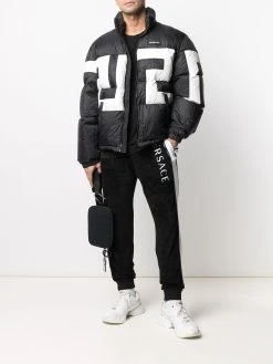 Versace veste matelassée à imprimé Greca