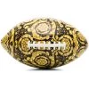 Versace ballon de rugby à imprimé baroque