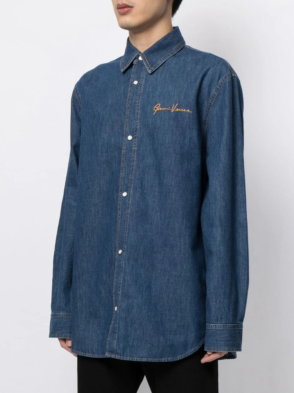 Versace Meilleure qualité Chemise en jean à logo brodé chemises femme 6 Versace chemise en jean à logo brodé