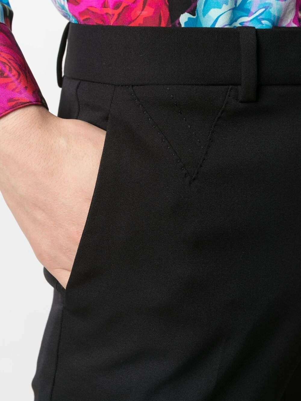 Versace Assurance De l’Authenticité Pantalon court à coupe droite pantalons taille haute femme 7 Versace pantalon court à coupe droite