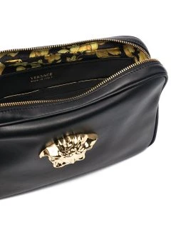 Bonne Qualité Versace Petite pochette à plaque Medusa pochettes & minaudières homme 11 Versace petite pochette à plaque Medusa
