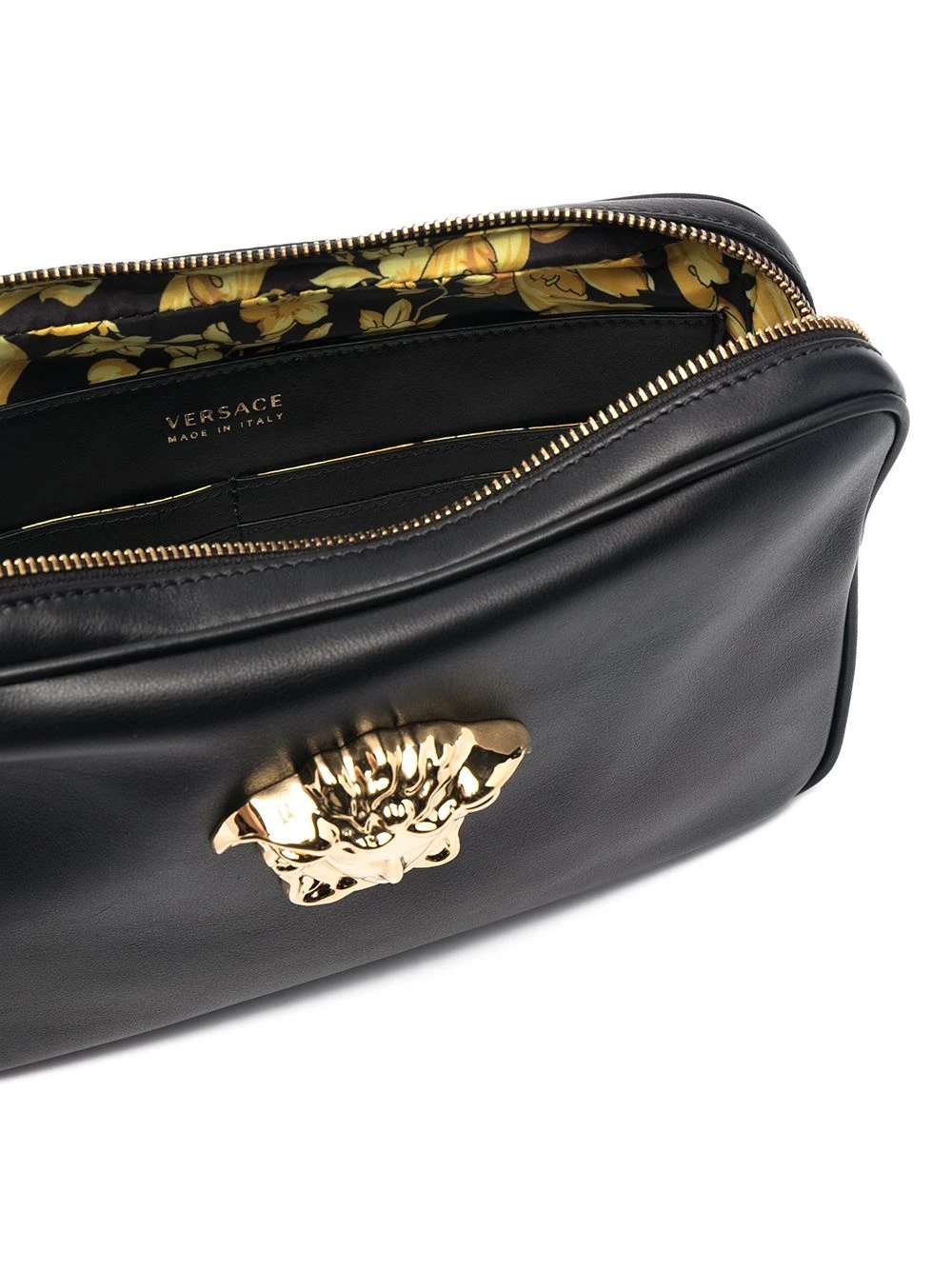 Bonne Qualité Versace Petite pochette à plaque Medusa pochettes & minaudières homme 7 Versace petite pochette à plaque Medusa