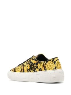 Versace baskets à imprimé La Greca Baroque