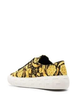 Versace baskets à imprimé Greca Barocco