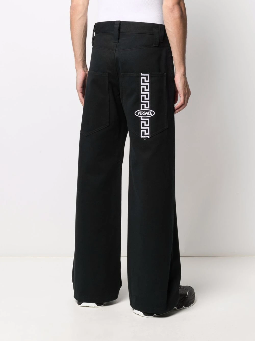 Versace Pantalon oversize à logo Greca Qualité Excellente pantalons amples homme 6 Versace pantalon oversize à logo Greca