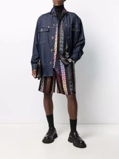 Versace veste en jean à boutonnière Medusa