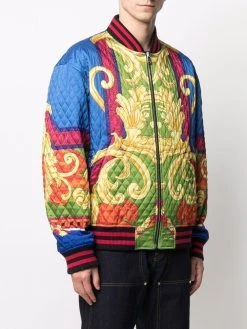 Versace veste bomber matelassée à imprimé baroque