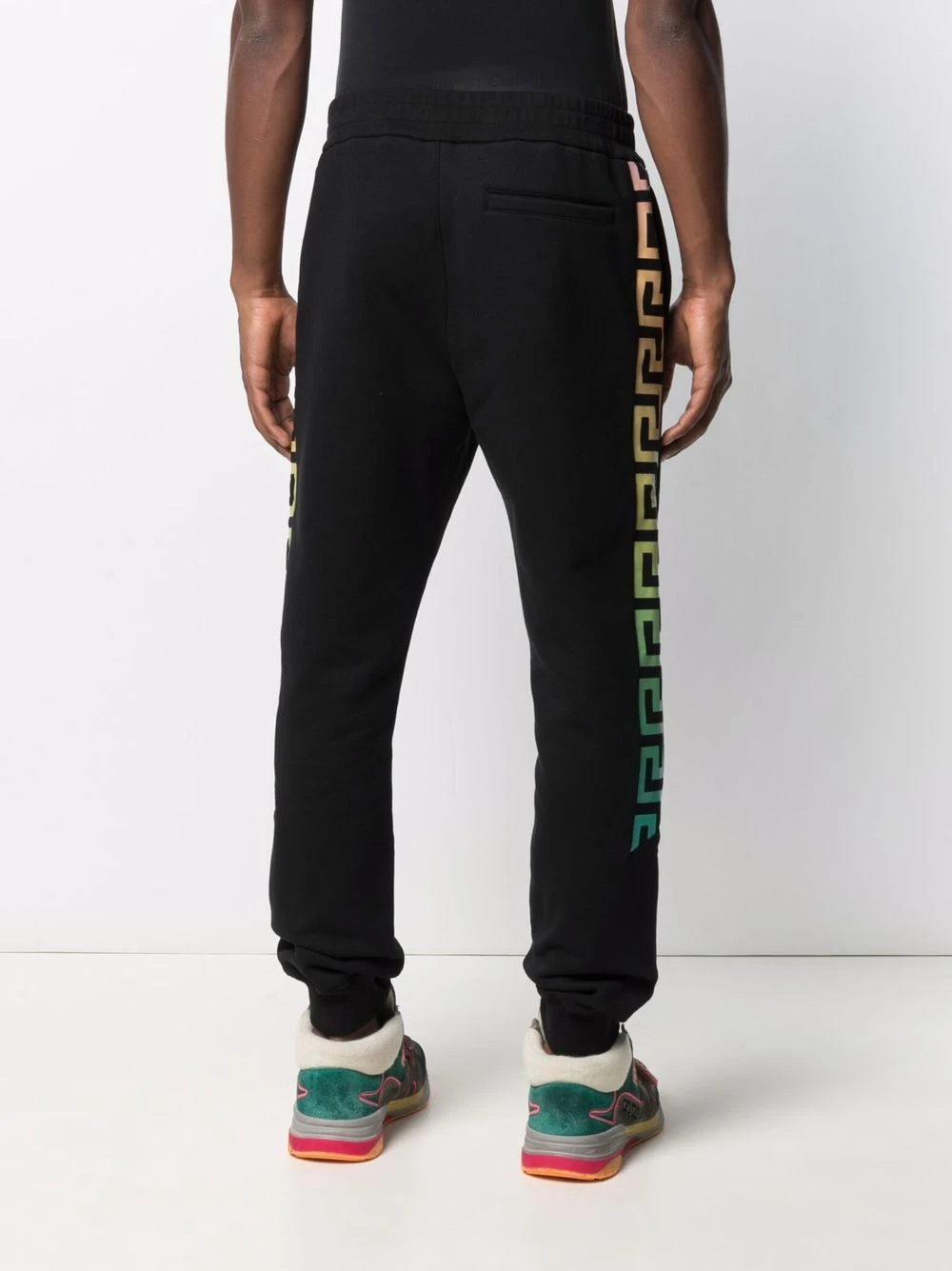 Versace Pantalon de jogging à motif Greca Faible Prix pantalons de survêtement homme 7 Versace pantalon de jogging à motif Greca