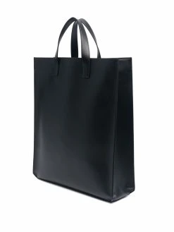 Prix Bradés Versace Pochette Medusa à détails de clous sacs cabas homme 9 Versace pochette Medusa à détails de clous