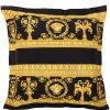 Versace coussin à imprimé baroque