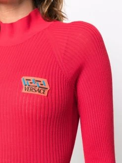 Versace En promotion Haut nervuré à patch logo hauts en maille femme 11 Versace haut nervuré à patch logo