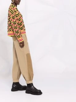 Versace Prix Exclusifs Pull à motif monogrammé pulls femme 13 Versace pull à motif monogrammé