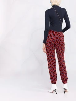 Qualité Excellente Versace Pantalon de jogging à imprimé La Greca pantalons de survêtement femme 13 Versace pantalon de jogging à imprimé La Greca