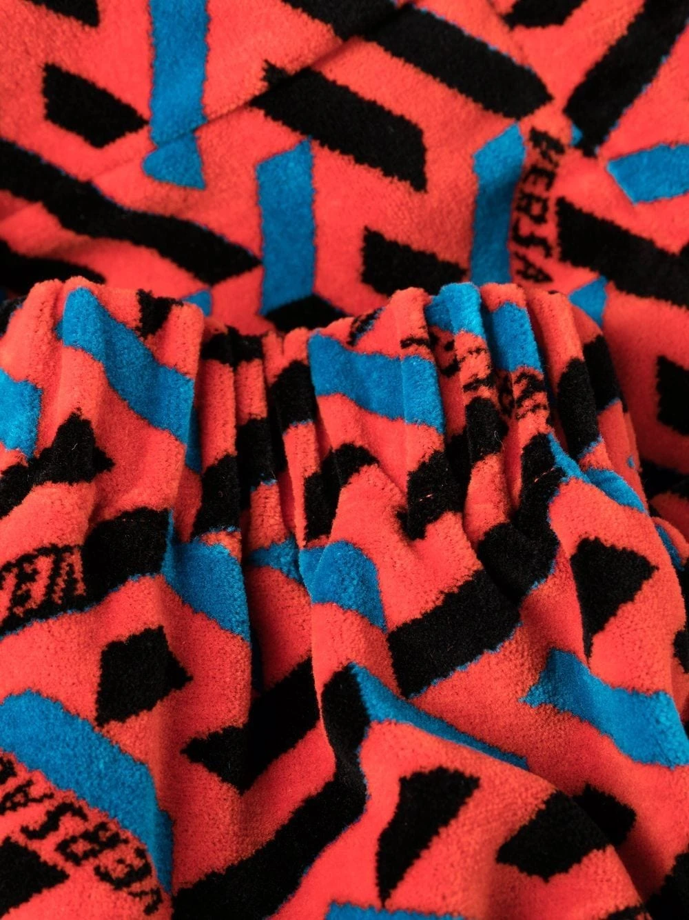 Qualité Excellente Versace Pantalon de jogging à imprimé La Greca pantalons de survêtement femme 10 Versace pantalon de jogging à imprimé La Greca