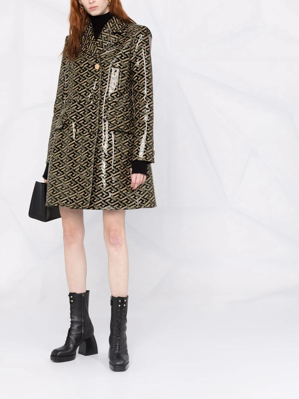 Versace Prix Sacrifiés Manteau à imprimé La Greca manteaux à simple boutonnage femme 4 Versace manteau à imprimé La Greca