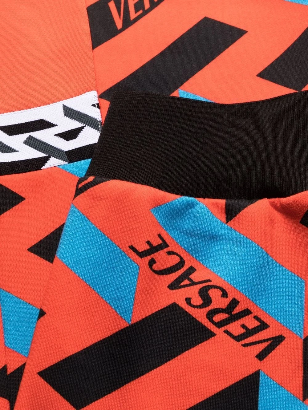 Prix Légers Versace Pantalon de jogging La Greca imprimé pantalons de survêtement homme 8 Versace pantalon de jogging La Greca imprimé