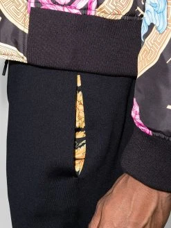 Versace pantalon de jogging à imprimé Barocco