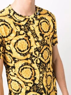 Versace t-shirt à imprimé baroque