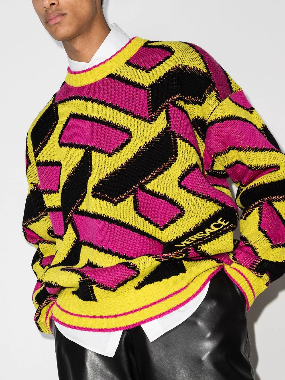 Prix Légers Versace Pull La Greca en maille jacquard pulls homme 4 Versace pull La Greca en maille jacquard