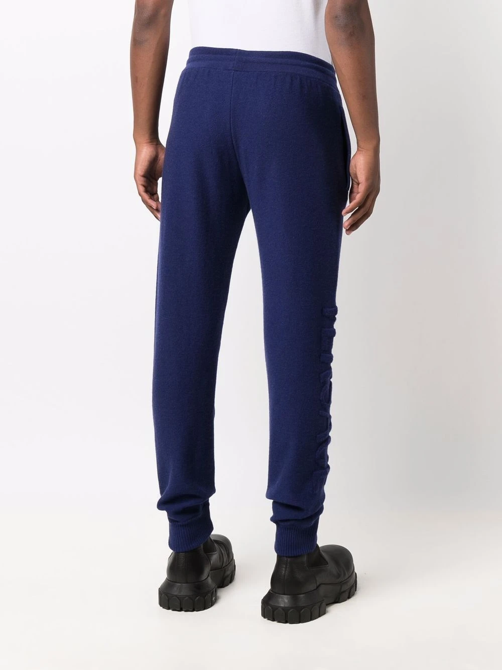 Versace Pantalon de jogging fuselé à logo Prix Avantageux pantalons de survêtement homme 6 Versace pantalon de jogging fuselé à logo