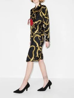 Versace robe-chemise en soie Greca Chain à taille ceinturée