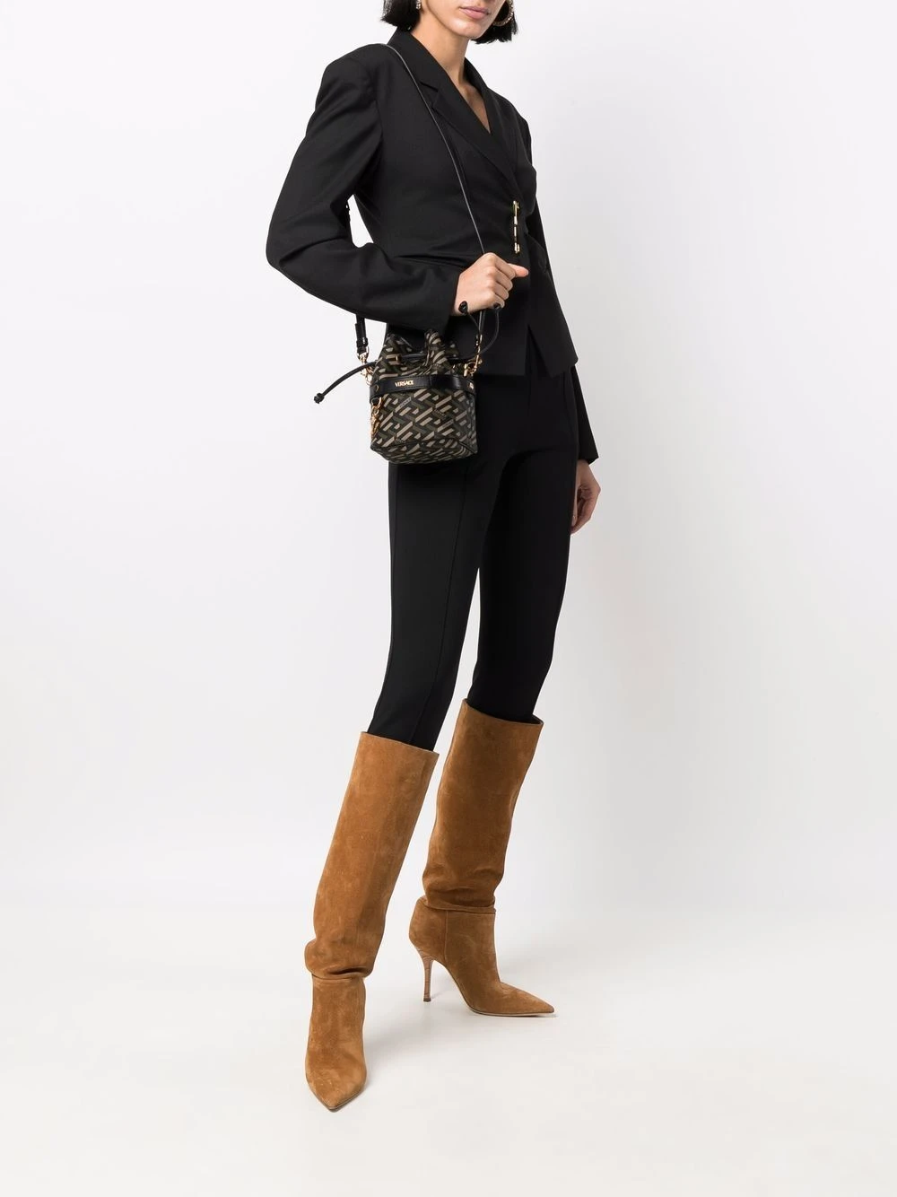 Un Tarif Préférentiel Versace Sac seau La Greca sacs seau femme 4 Versace sac seau La Greca