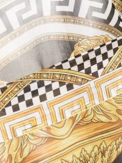 Versace robe en soie à imprimé Barocco