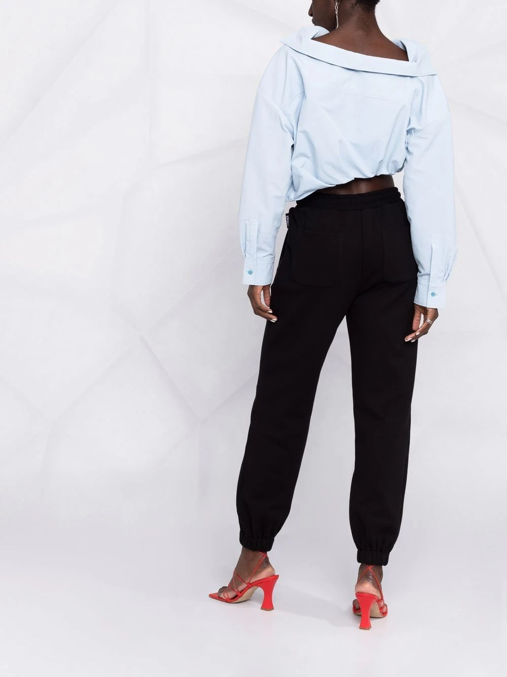 Versace Pantalon de jogging à logo appliqué Prix Dégriffé pantalons de survêtement femme 8 Versace pantalon de jogging à logo appliqué