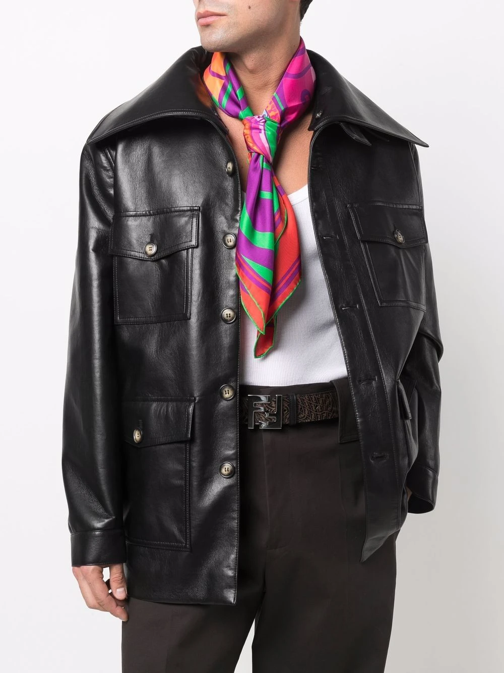 Versace Qualité garantie 100% écharpe en soie à imprimé graphique Écharpes femme 4 Versace écharpe en soie à imprimé graphique