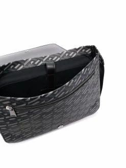 Versace Sac porté épaule en cuir à logo imprimé Petit Prix sacs porté épaule homme 11 Versace sac porté épaule en cuir à logo imprimé