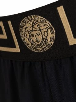 Versace short de bain à imprimé La Greca