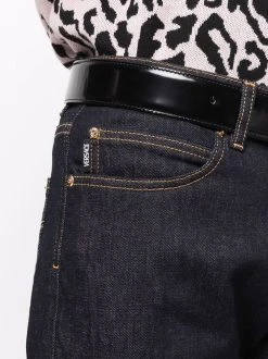 Versace jean La Greca à ourlet retroussé